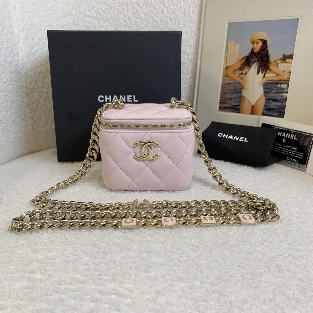 99新 Chanel/香奈儿 粉珐琅mini盒子/38285367/12期免息/代卖服务