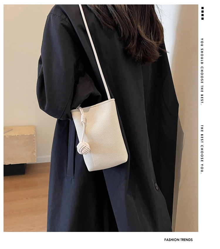 高级感洋气夏天斜挎迷你上班杂物随身小包包女2025新款散步手机包