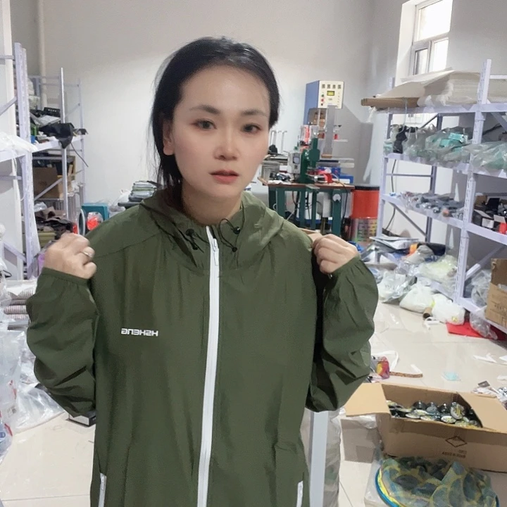 2加绿色环盛钓鱼服