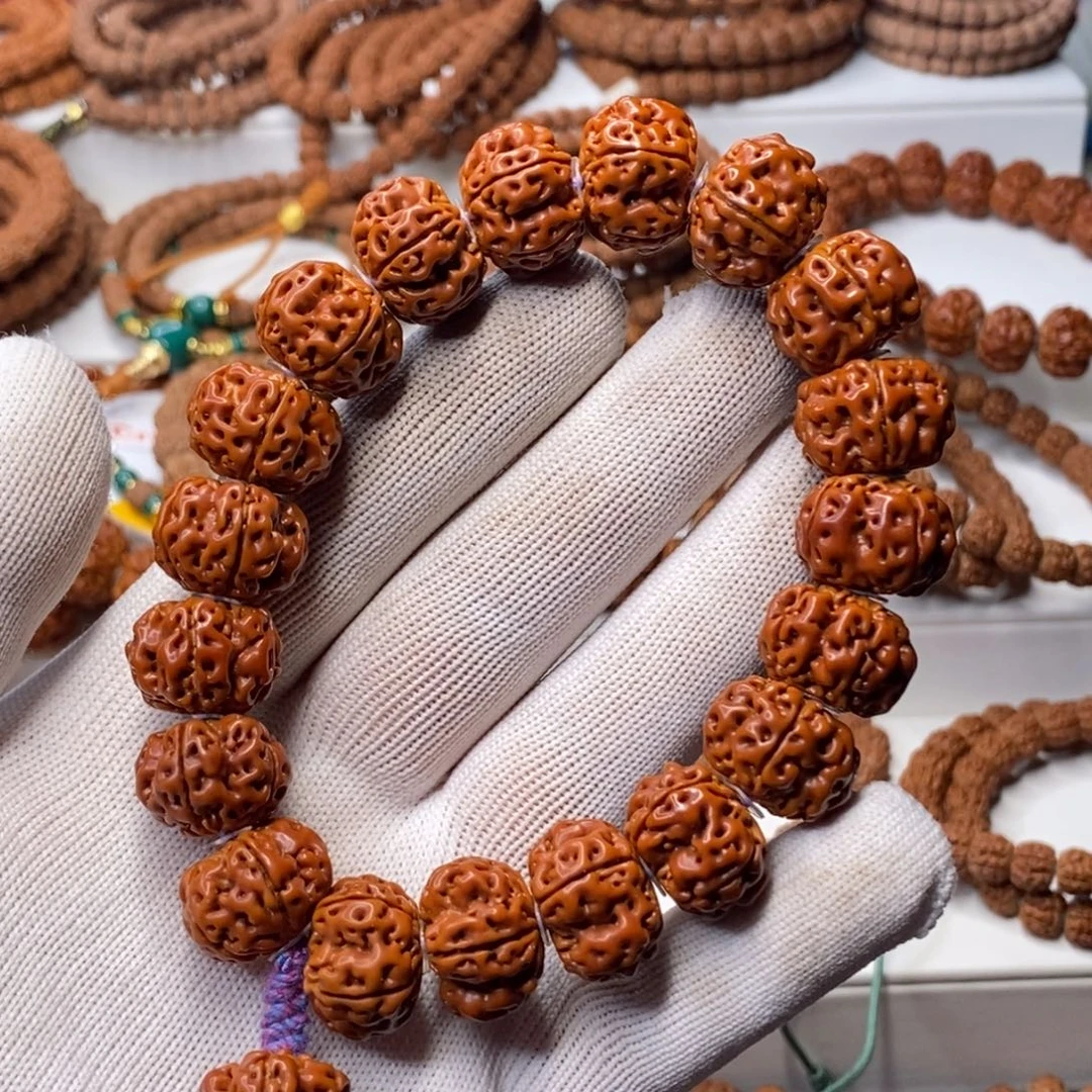 金刚菩提手串五瓣飞碟梅花燕尾碟，