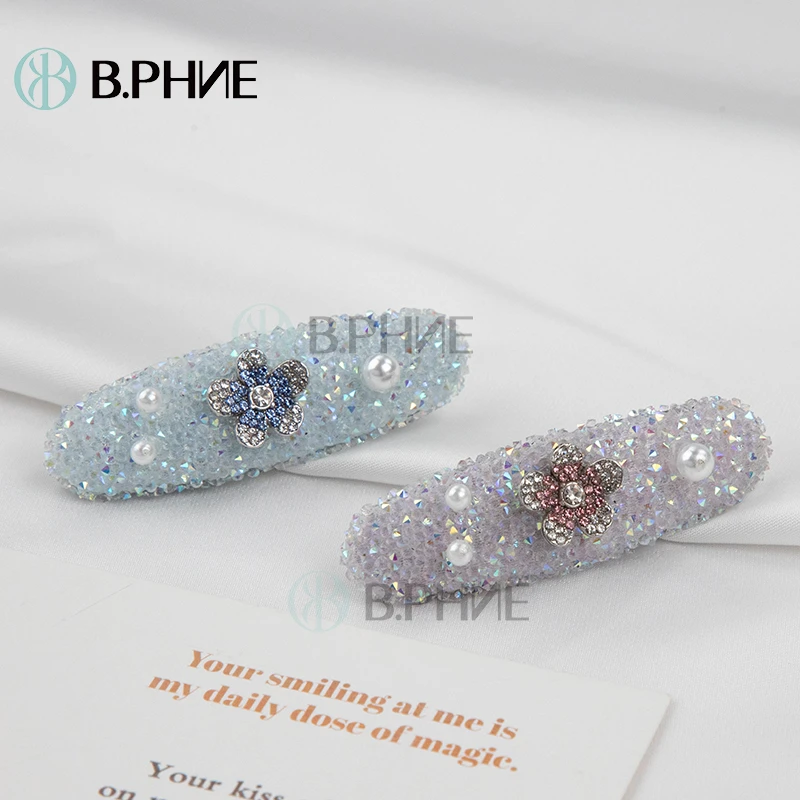 B.【贝菲】蓝粉色 2025夏女鸭嘴夹夹镶钻百搭