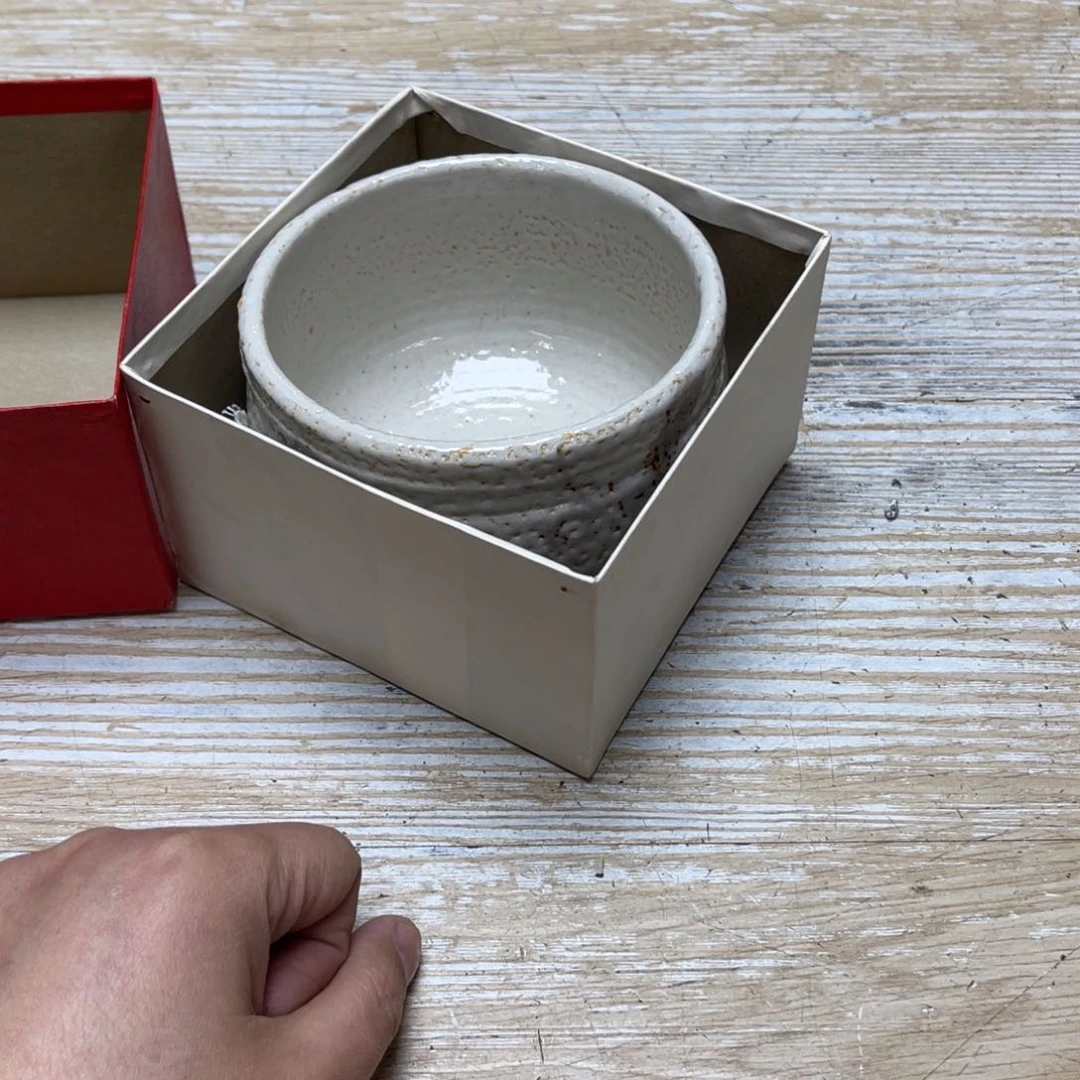 瓷片暗**影密密麻麻地写在了