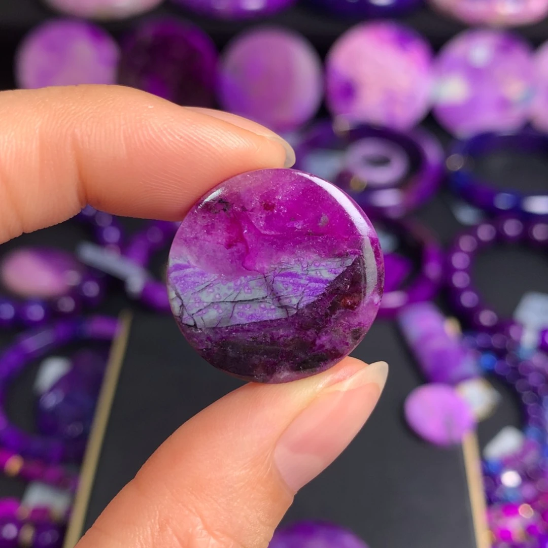 苏纪石（舒俱来）冰桃红圆牌未镶嵌华*J