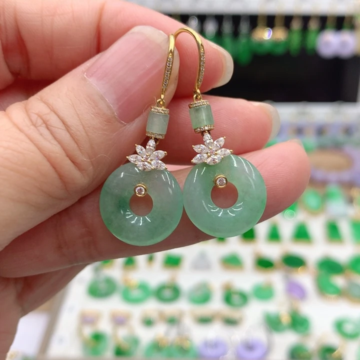 翡翠18K金镶嵌耳饰