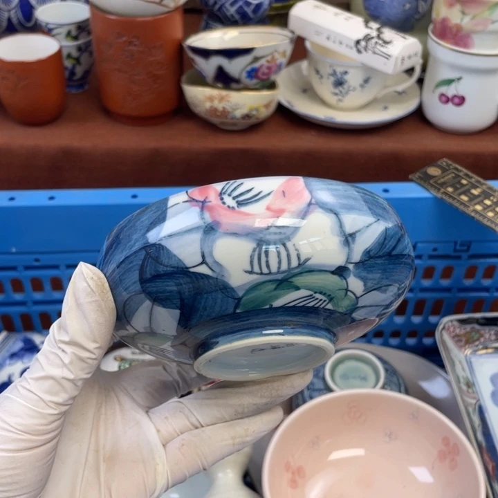 他家瓷器真美…开播了