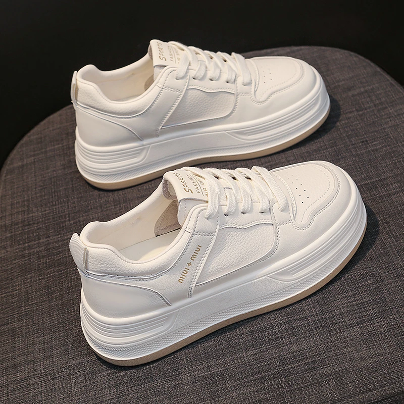 【花本纯】A2025秋季新款真皮休闲小白鞋舒适平底增高时尚品牌女鞋