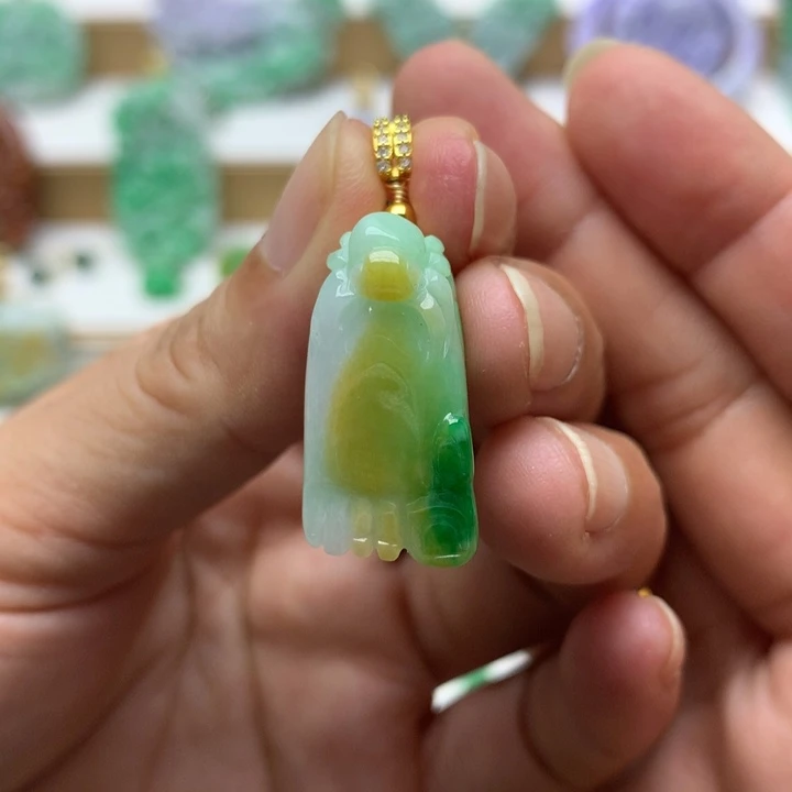 颈饰未镶嵌翡翠翡翠