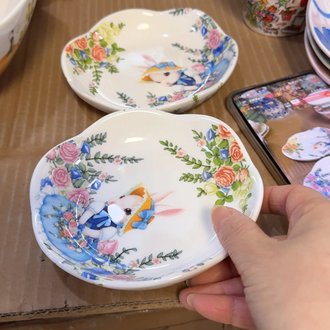 陶瓷南瓜兔5.5英寸两只看图