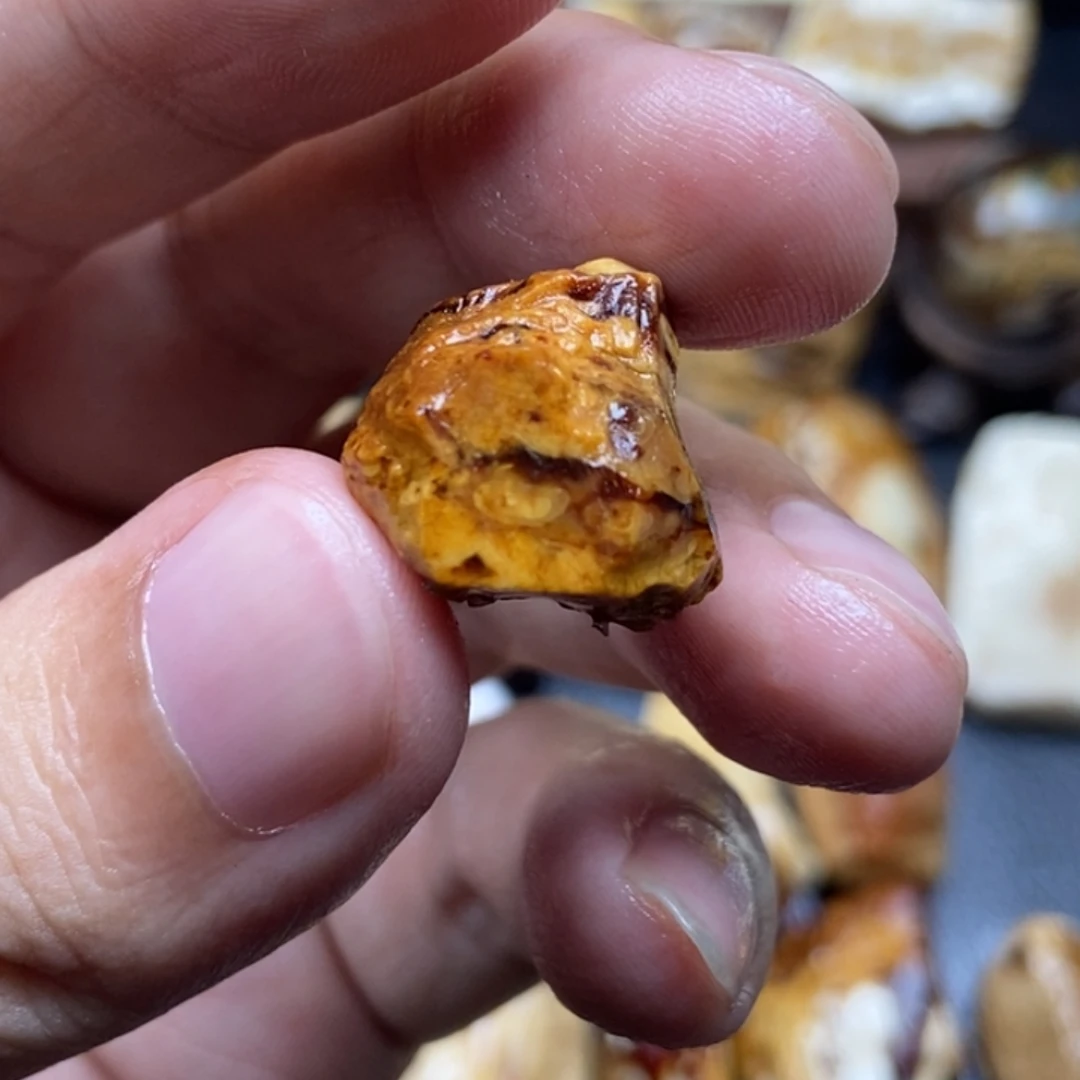 定制琥珀未镶嵌定制琥珀