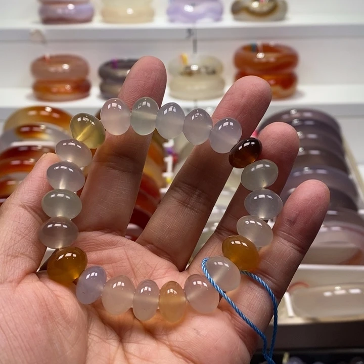 玛瑙/玉髓未镶嵌手链渐变纹雾不圆
