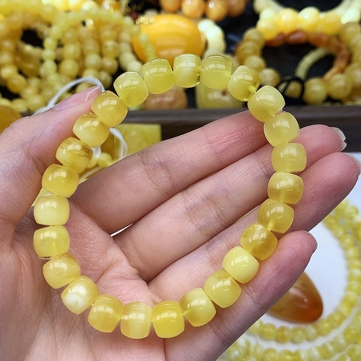 蜜蜡未镶嵌珠宝奇石