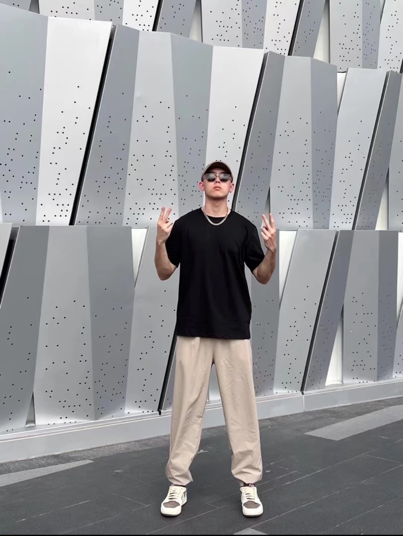 1爱心百搭休闲圆领半袖时尚情侣