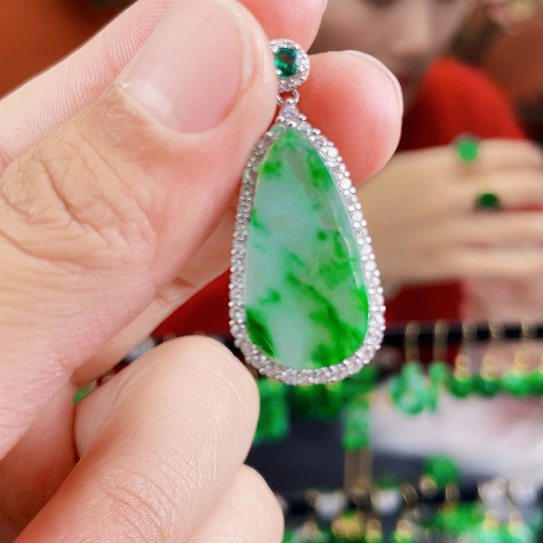 翡翠银S925镶嵌耳饰