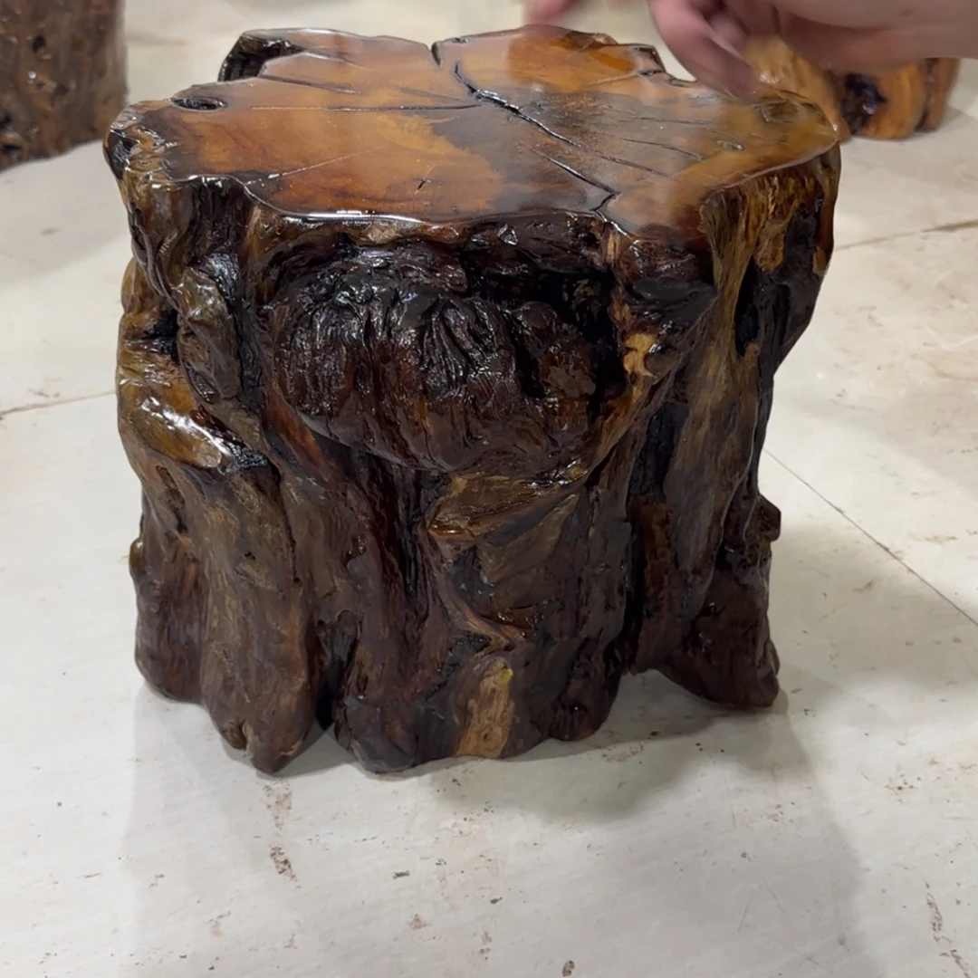 汤***傲龙纹鸡心枣木手工艺品