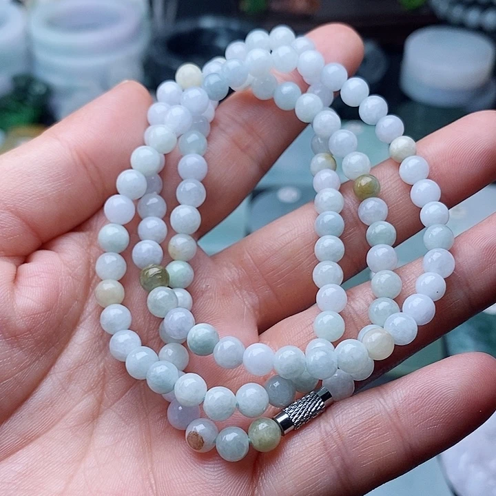 翡翠挂件未镶嵌翡翠