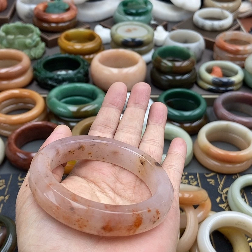 【闪购商品】石英质玉手镯58未镶嵌