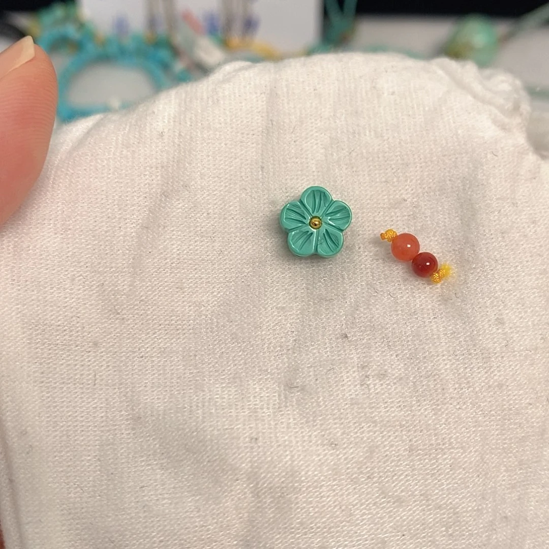 南红玛瑙未镶嵌珠宝奇石