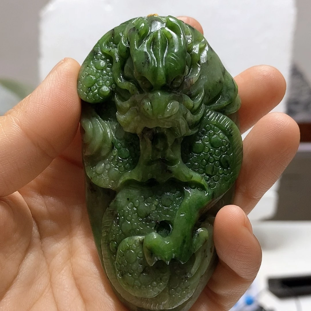 玉玉未镶嵌居家办公