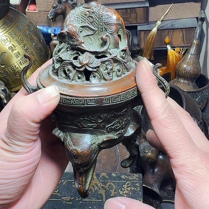 铜器摆件收收藏藏