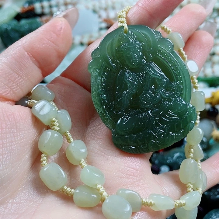 和田玉未镶嵌挂件