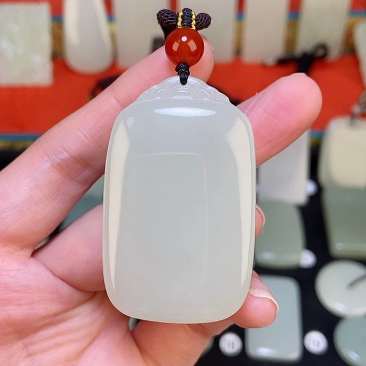 【闪购商品】颈饰未镶嵌和田玉