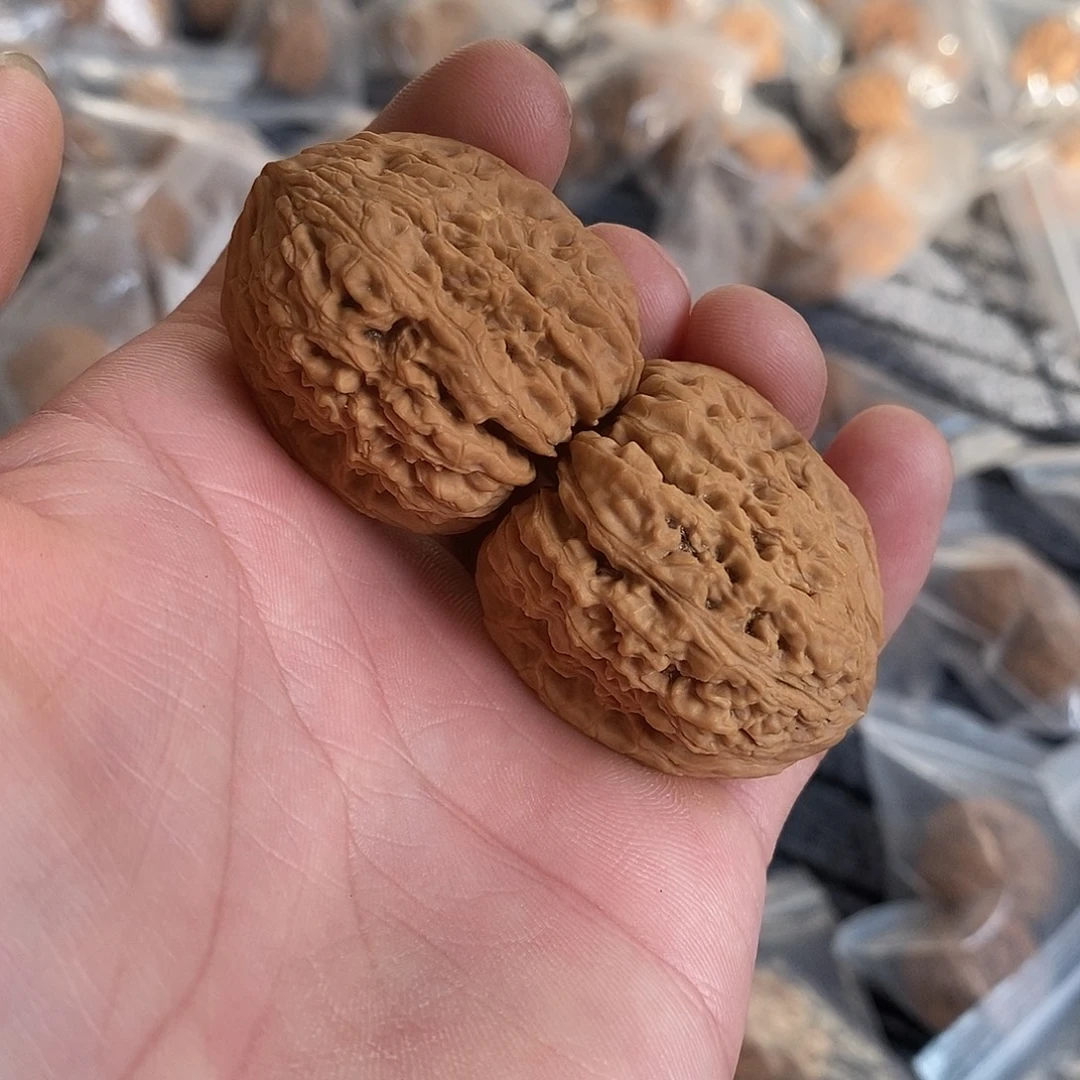 c***g手串/手链核桃37全品拉丝南疆石