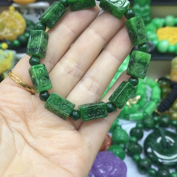 翡翠未镶嵌颈饰手链80