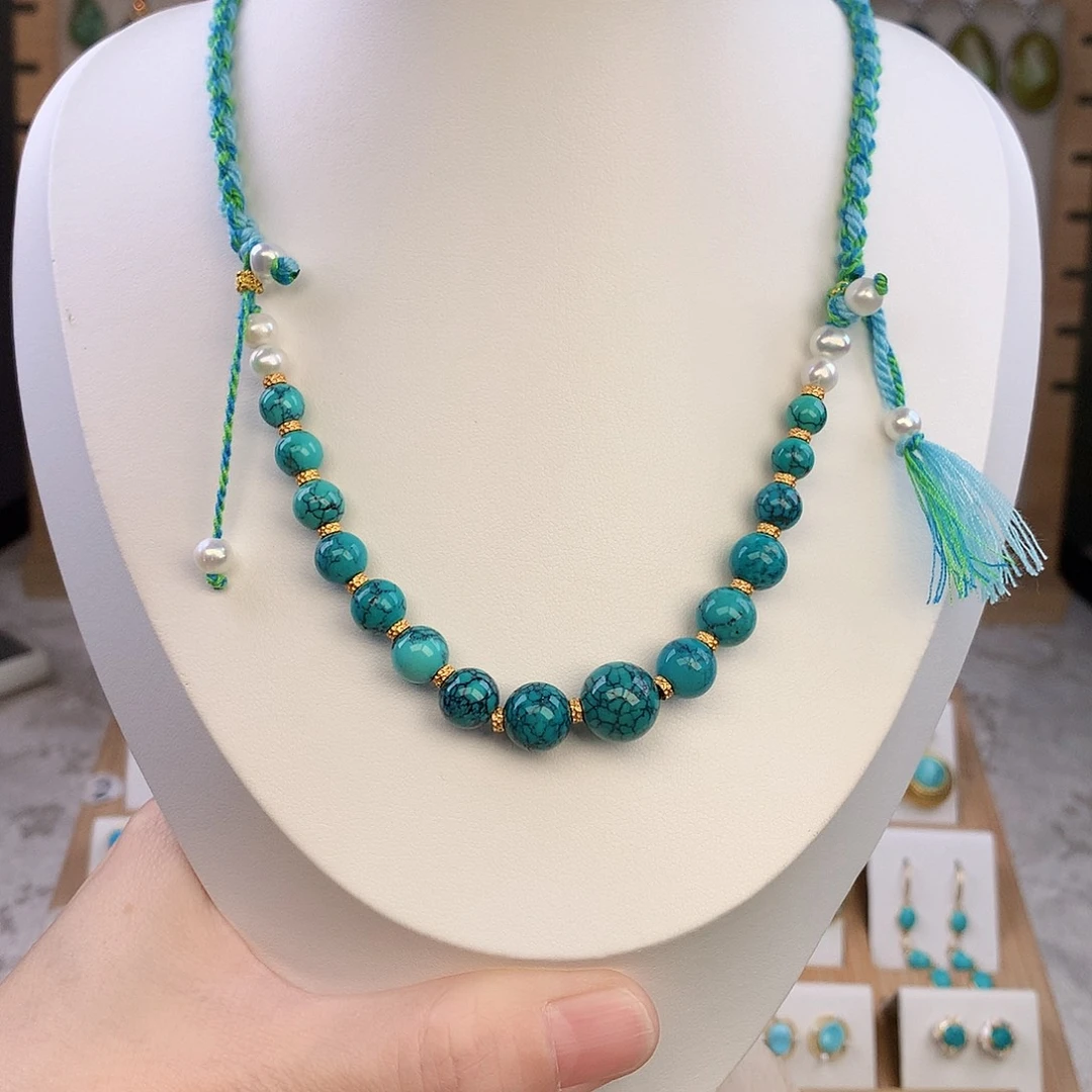 绿松石未镶嵌颈饰