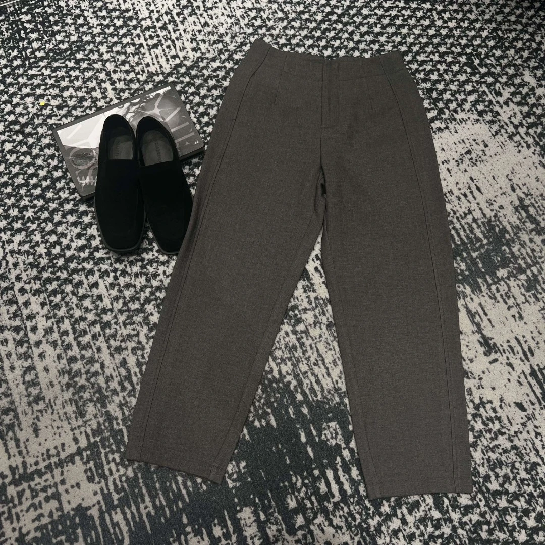 VV&AA 时尚气质百搭显瘦加厚款西装裤 XX3709