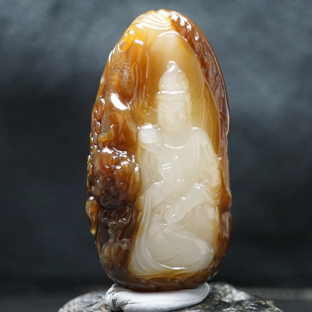 新疆和田玉且末金山糖白观音玉石挂件天然苏工珠宝吊坠