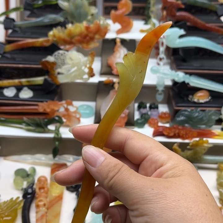 蛇纹石玉未镶嵌岫玉发簪