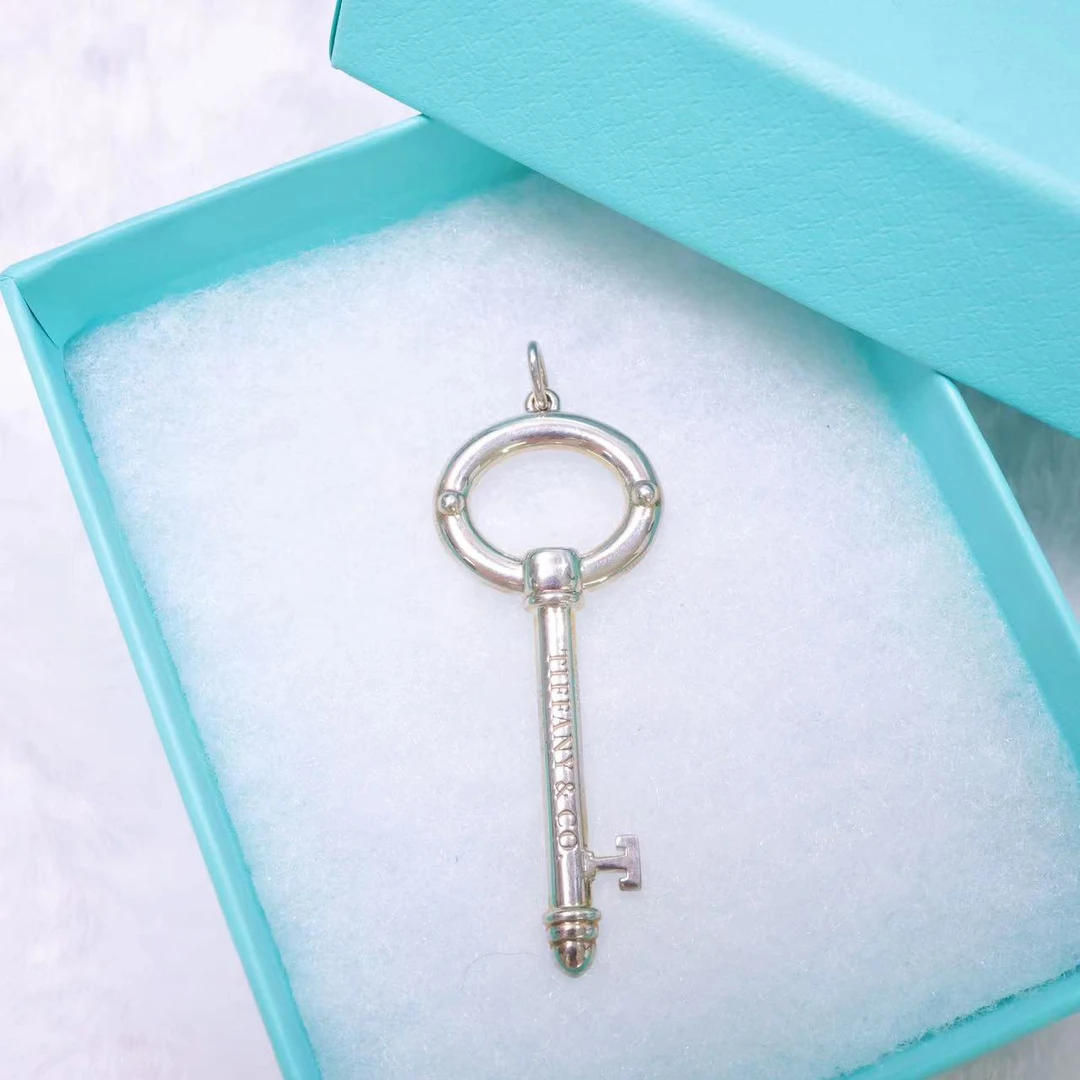 未使用 Tiffany & Co./蒂芙尼 大号925银椭圆钥匙吊坠 00128