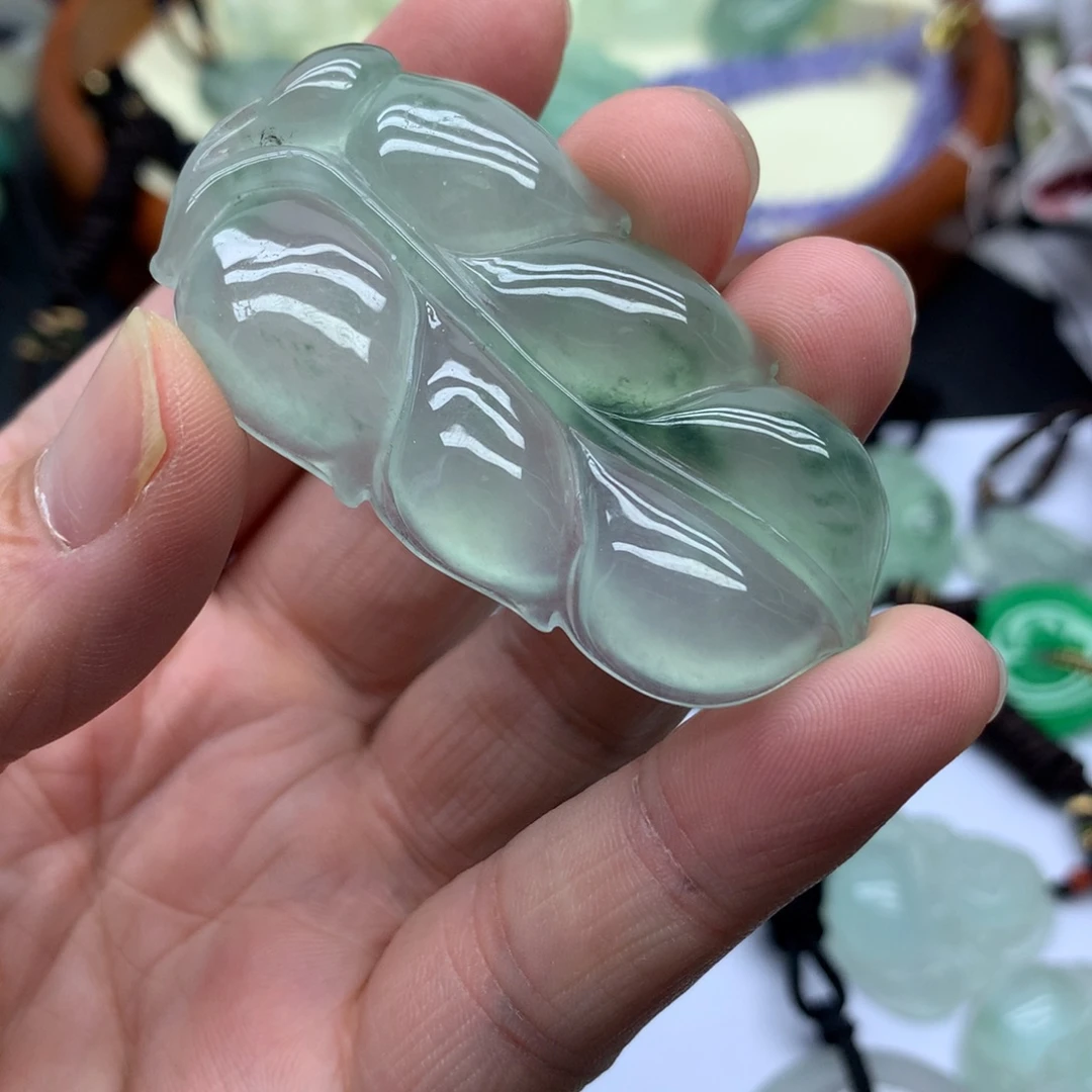 用***4一物一图，一叶吊坠