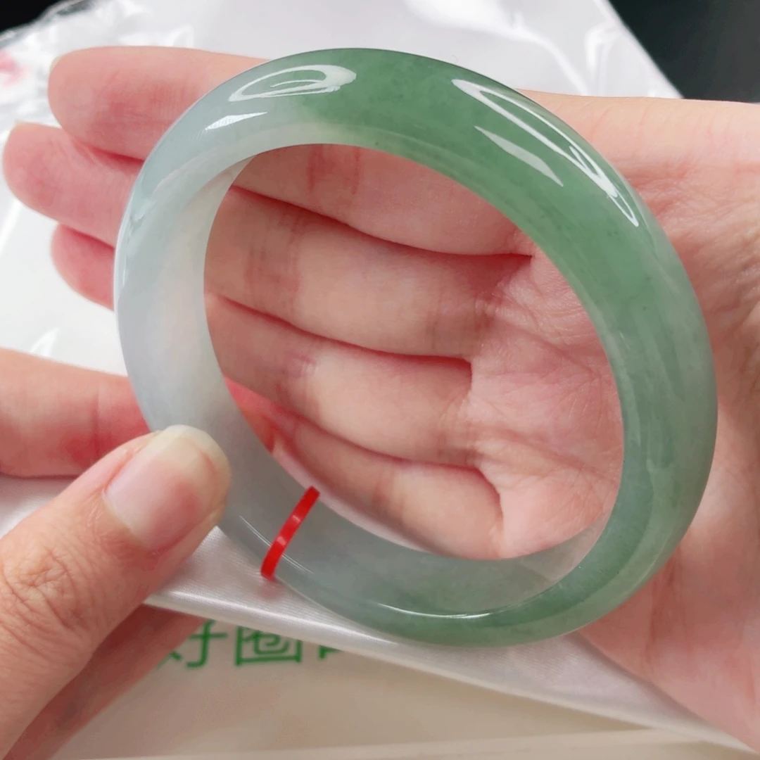 翡翠未镶嵌手镯60.7圈701197