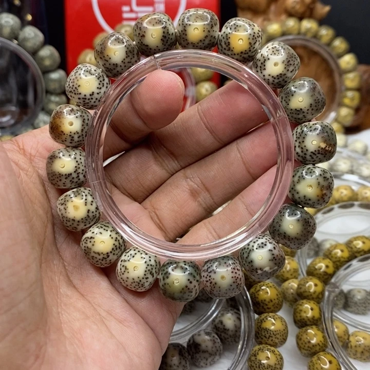 一***手串星月菩提13火烧云大眼睛