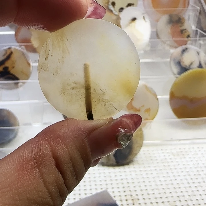玛瑙/玉髓未镶嵌珠宝奇石
