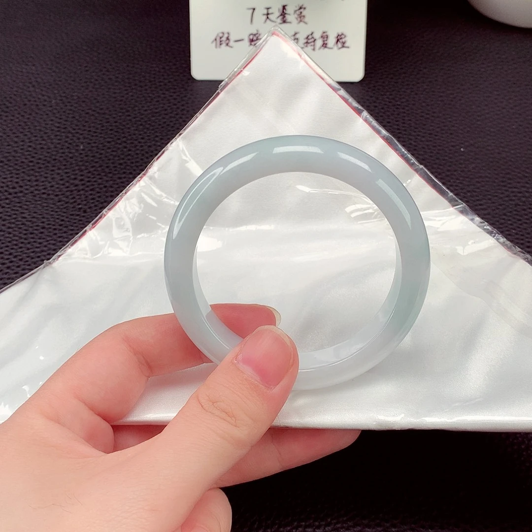 翡翠未镶嵌手镯翡翠