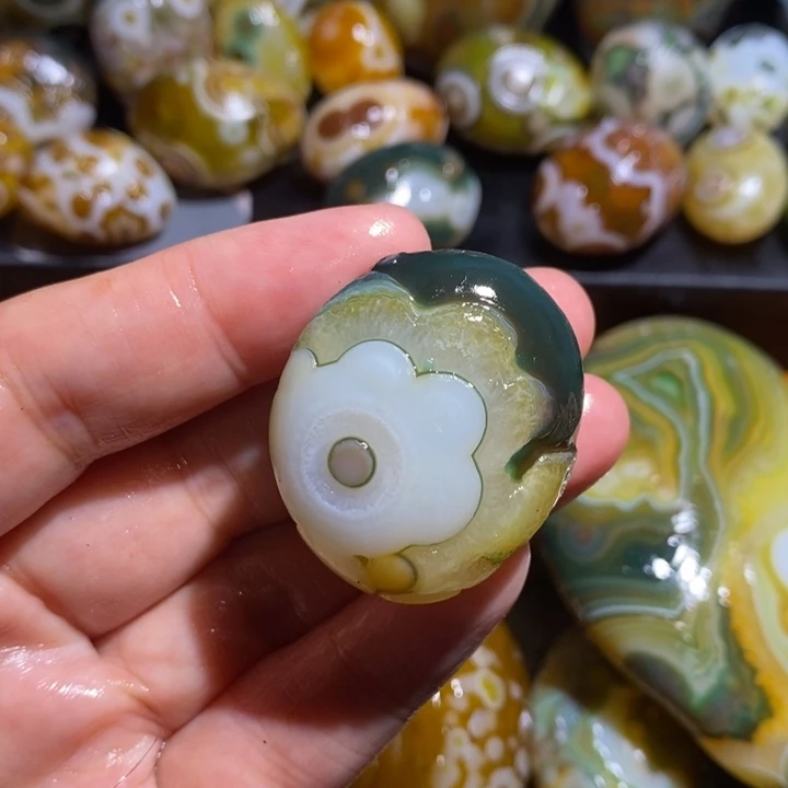 玛瑙/玉髓未镶嵌珠宝半成品用****0