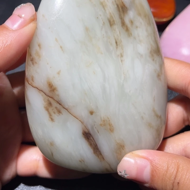 和田玉未镶嵌珠宝奇石