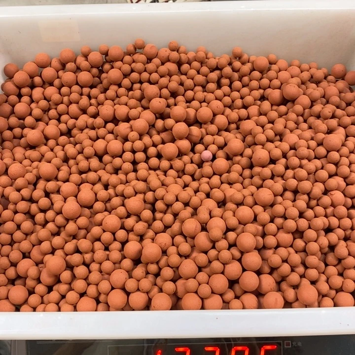 泥塑御颜玫瑰无打孔枕头料1300克（带子母枕套）