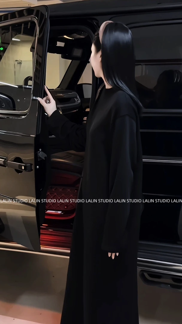 LALIN2025ss新款原创秋冬慵懒松弛老钱风圆领宽松卫衣长袖连衣裙