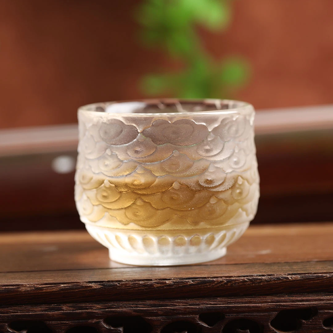东海原矿工艺水晶杯手工磨砂茶杯祥云杯品茗杯高档茶具送礼