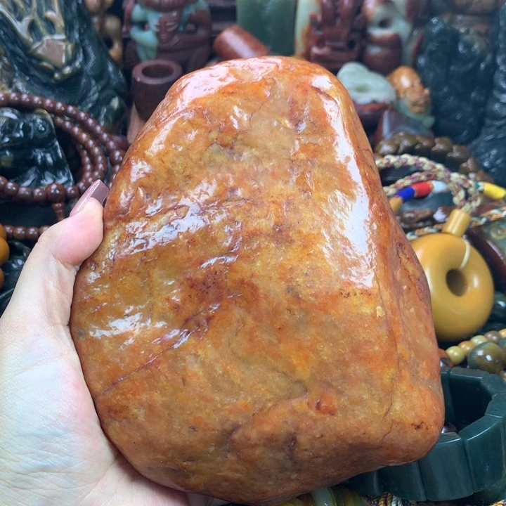 透闪石质玉未镶嵌珠宝奇石