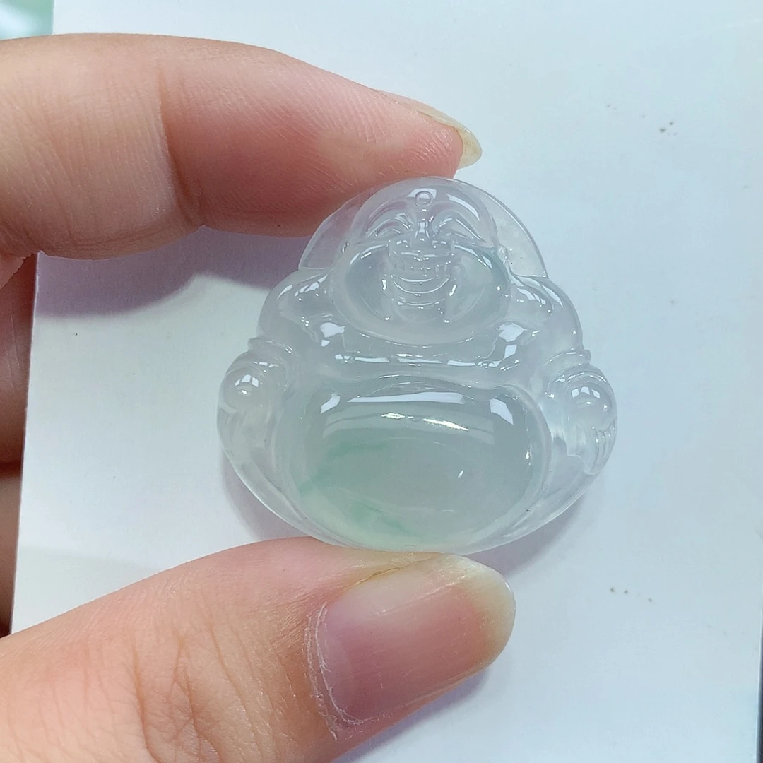 翡翠未镶嵌颈饰佛