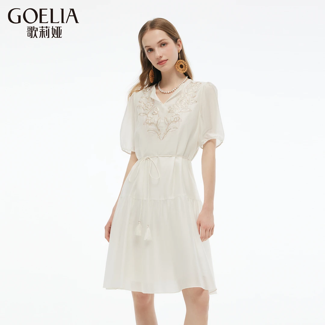 歌莉娅 夏季新品  天丝混纺绣花连衣裙配腰带1E5R4K860