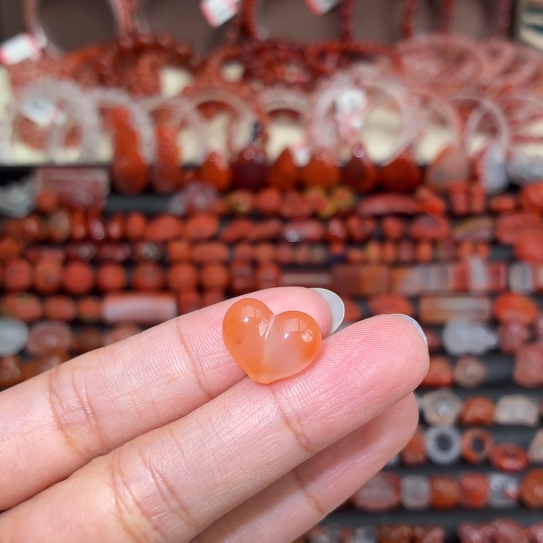 南红玛瑙未镶嵌颈饰屁桃心卡15
