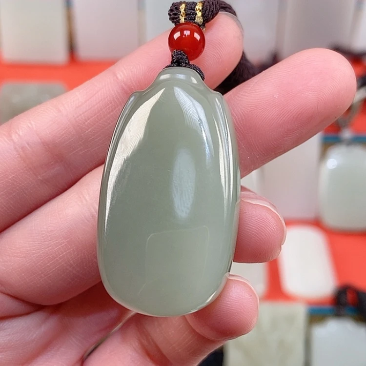 【闪购商品】颈饰未镶嵌和田玉