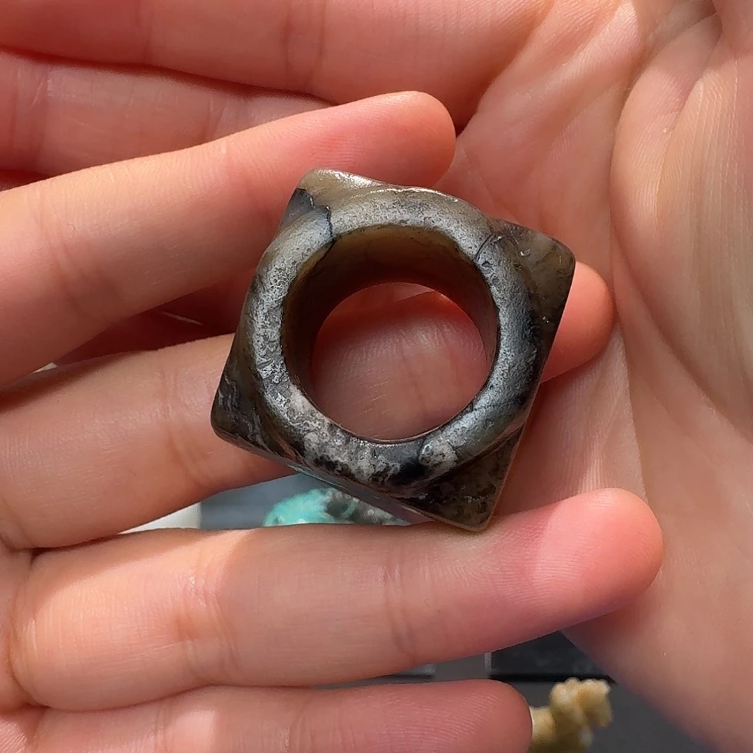 金***牛和田玉未镶嵌挂件