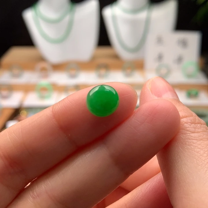 翡翠未镶嵌手串天然缅甸A货翡翠