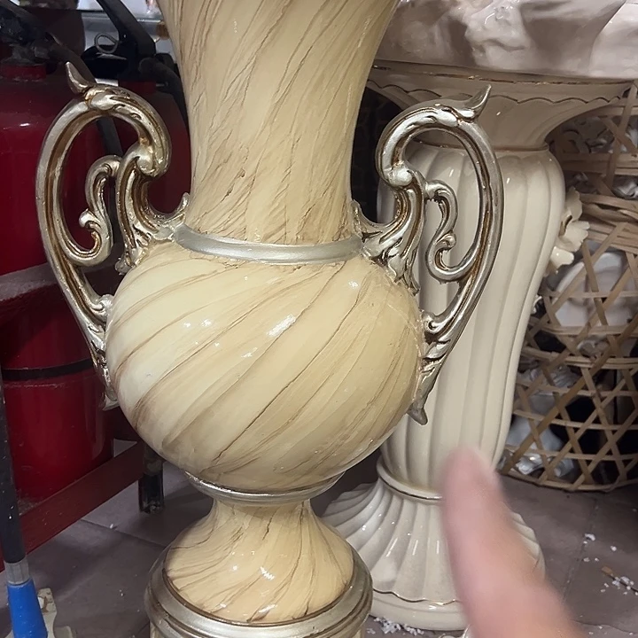 瓷片瑕疵。。。清仓。。。。。。，